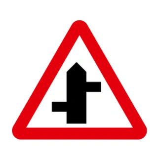 Staggered junction